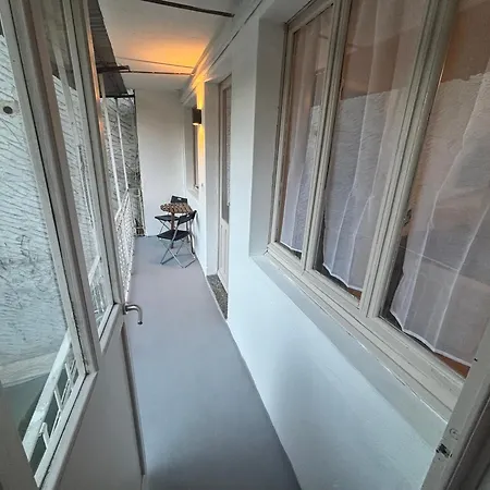 Apartment Canton Pasquera 1 *